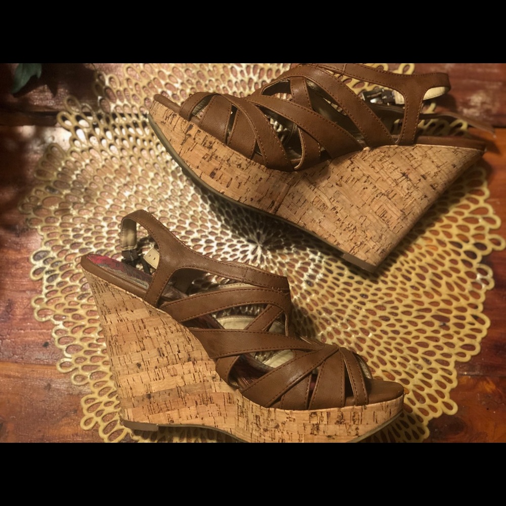 Size 10 X Appeal Brown Wedges